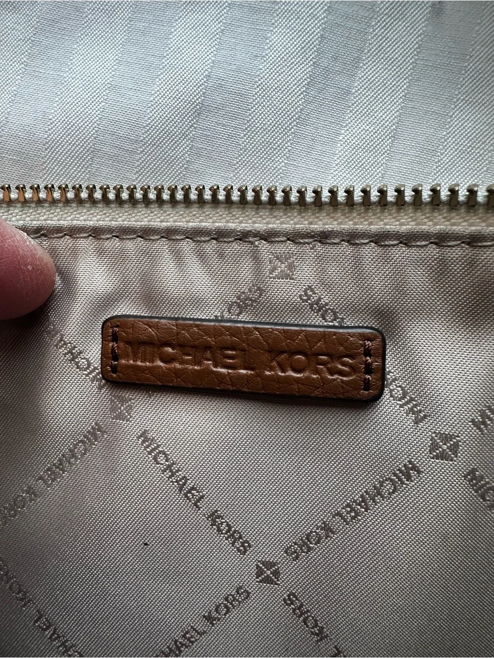 Michael Kors Jet Set Travel Double Zip Wristlet in Signature Vanilla